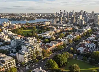 تحدي اجتماعي واسع